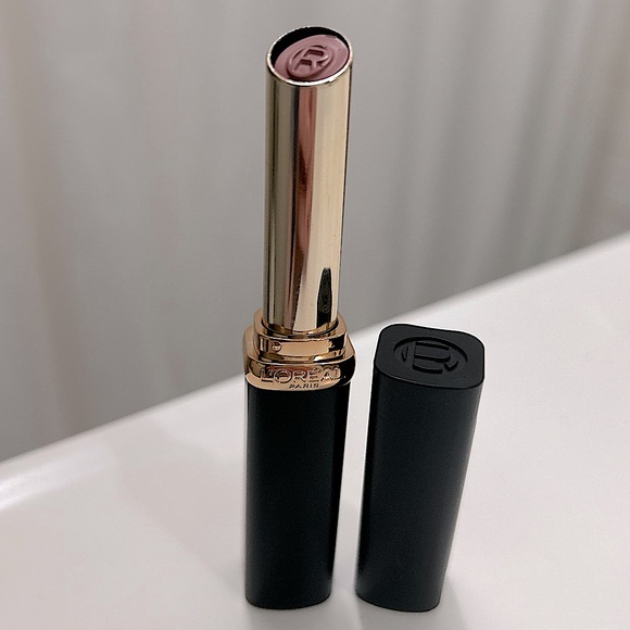 NWOB L’Oreal Paris Color Riche Lipstick in shade 108 Le Nude Rebellious - Picture 4 of 12